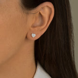 Brinco Coração Cravejado com Borda