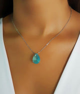 Colar pingente zircônia gota azul cravejado