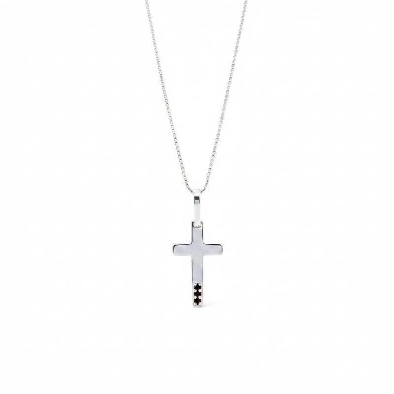 Colar pingente cruz com zircônias ônix