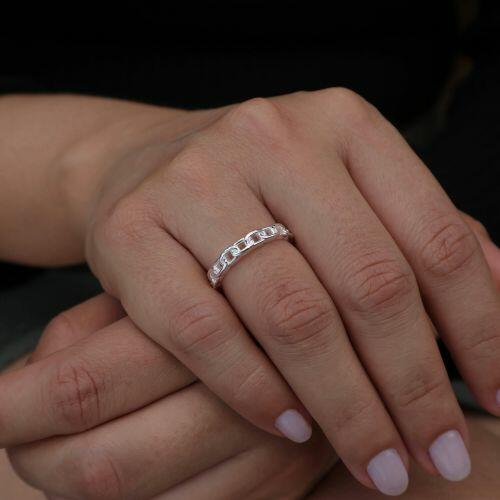 Anel de Prata Feminino Corrente